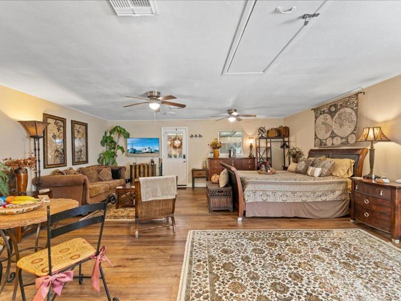 College Park-Orlando 5Star Villa Oasis - Home Away From Home - Quiet Neighborhood-Private Botanical Courtyard - Mins From Eola,Dt, Winter Park - Free Parking & Ev Plug In Екстер'єр фото