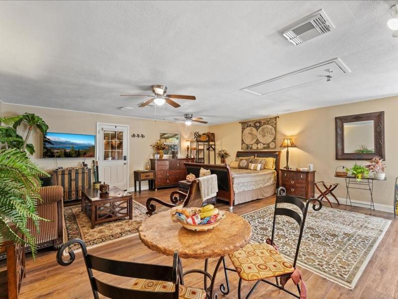 College Park-Orlando 5Star Villa Oasis - Home Away From Home - Quiet Neighborhood-Private Botanical Courtyard - Mins From Eola,Dt, Winter Park - Free Parking & Ev Plug In Екстер'єр фото